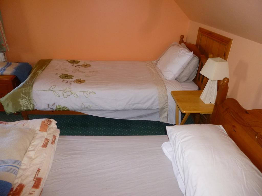 Ferryview B&B V23 X577 Кахерсивен Стая снимка